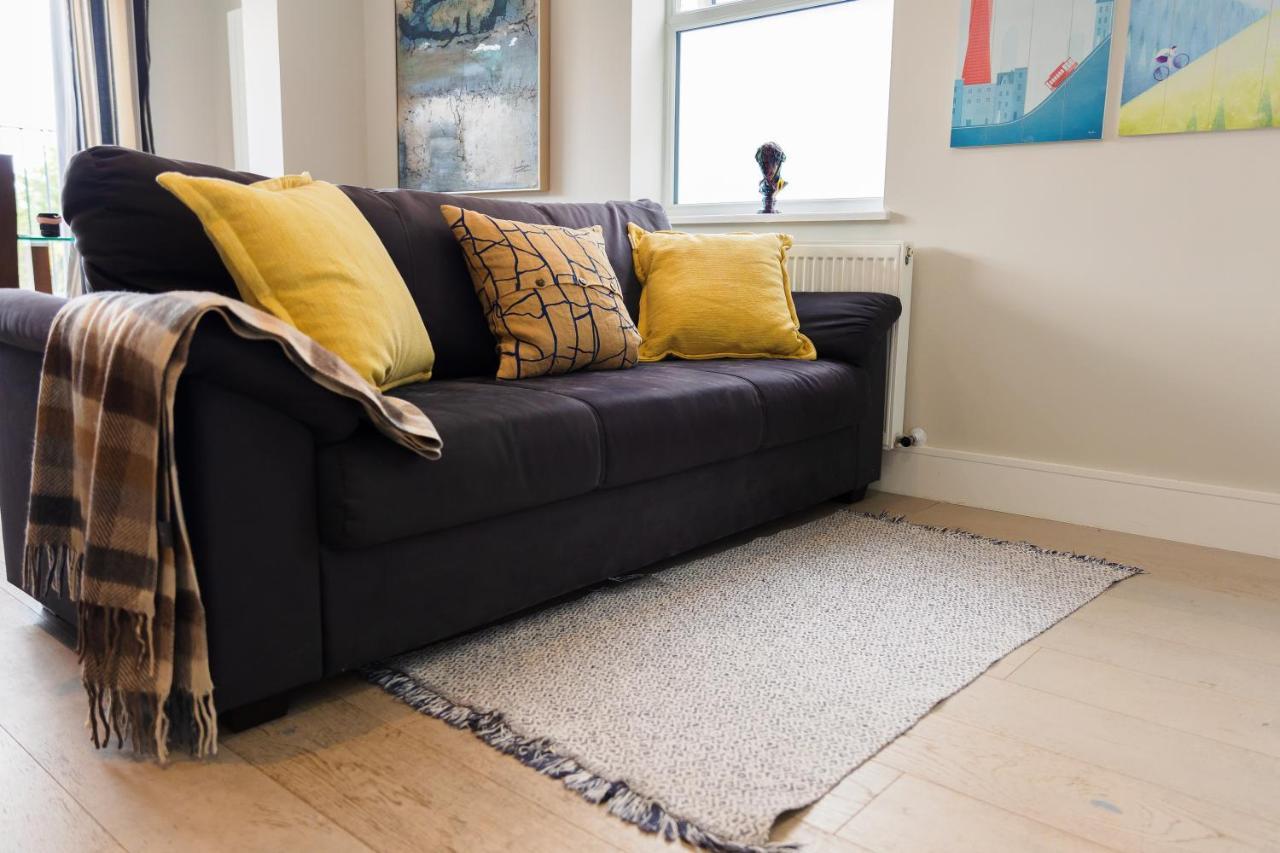 Star London Bell Lane 3-Bed Haven Apartment Hendon Exterior photo